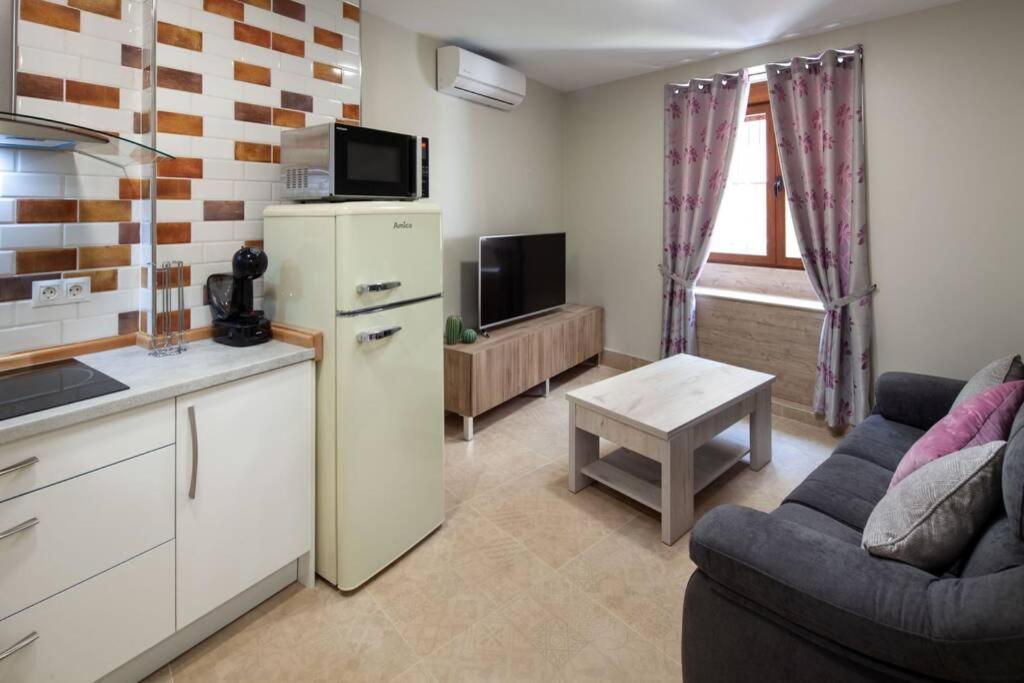 San Juan Roomalaga By Bossh! Apartments Екстериор снимка