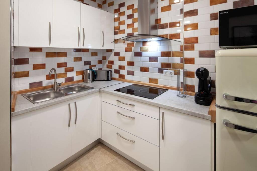 San Juan Roomalaga By Bossh! Apartments Екстериор снимка